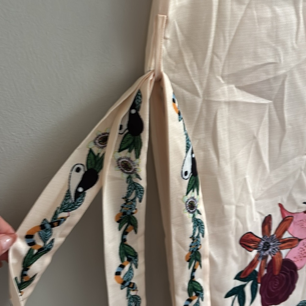 New with tags Commense collared button down belted mini dress with funky prints - Picture 8 of 9